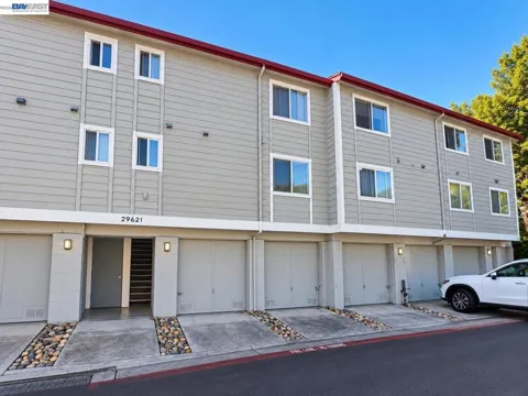 29621 Red Oak Ct #3