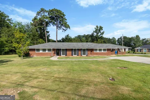 1841 Celeste DR