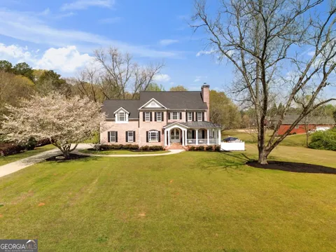 120 Lake Park DR