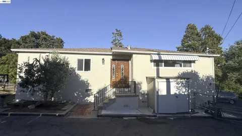 3682 Seven Hills Road