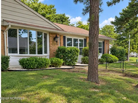 21 Cambridge Circle