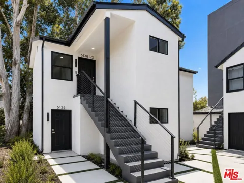 6138 Carlos Avenue #1/2