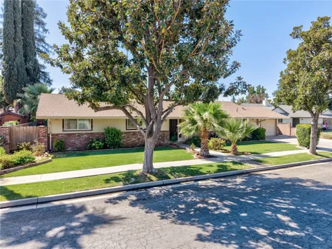 5170 E Huntington