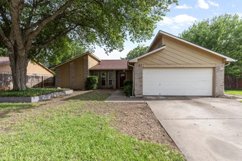 3912 Longstraw Drive