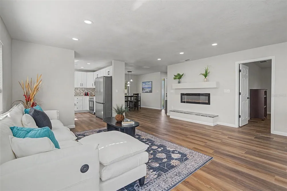 2218 BAY BERRY LANE Clearwater, FL 33763