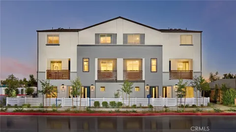 1310 W Oakcrest Paseo
