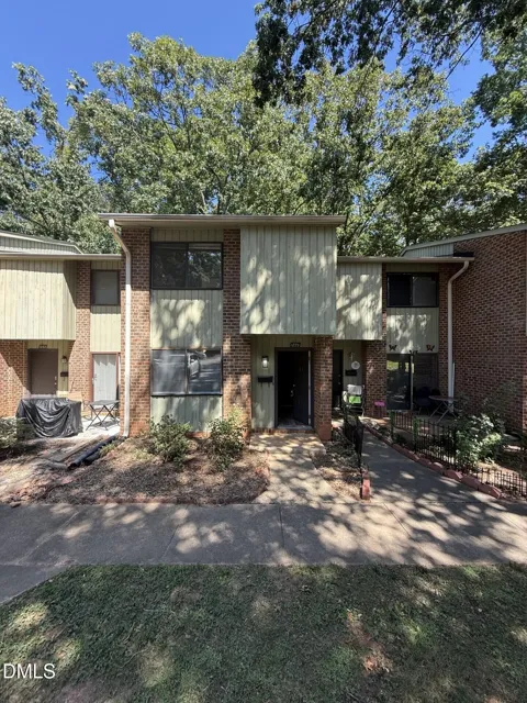 1235 Teakwood Place