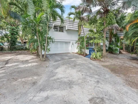 11000 NE 9th Ave