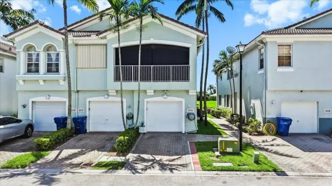 3175 LAUREL RIDGE CIRCLE
