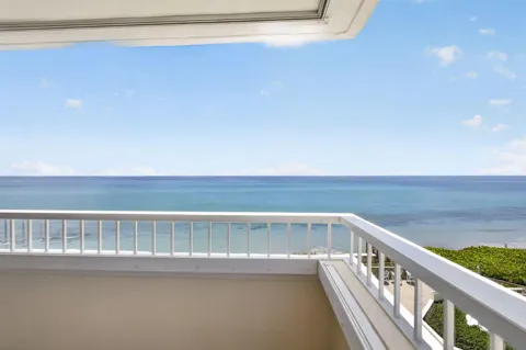 5280 Ocean Drive #3a
