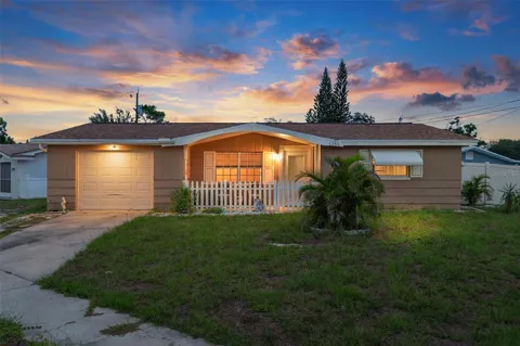5253 FOREST HILLS DRIVE