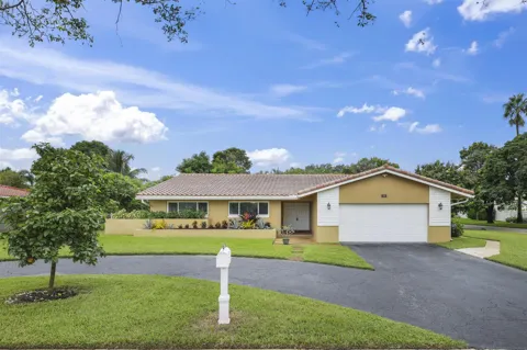 992 NW 83RD DRIVE