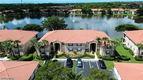 Huntington Lakes Circle #102