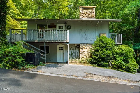 1103 Alpenrose Road