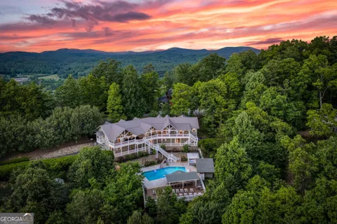 132 Oak Ridge WAY