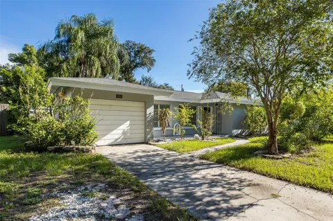 1606 FRUITWOOD DRIVE