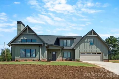 11 Sky Drive S #2