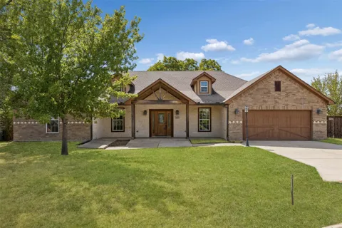 1925 Wildwood Drive