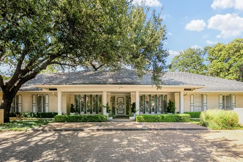 5531 Pebblebrook Drive