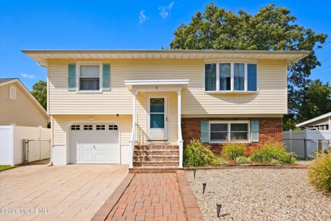 8 Frankies Lane