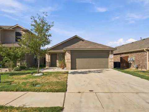 121 Greengate Drive