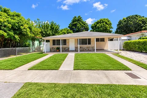 215 NW 67th Ave