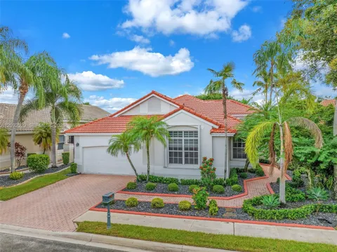 1545 W Lacosta Dr W