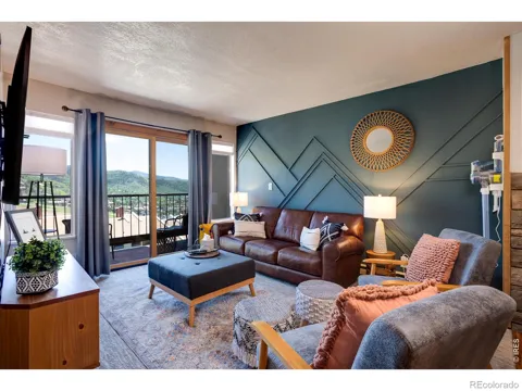 1805 River Queen Lane #206