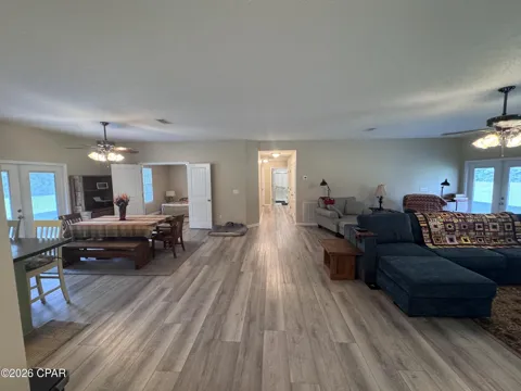 594 Green Bay Road