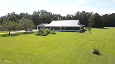594 Green Bay Road