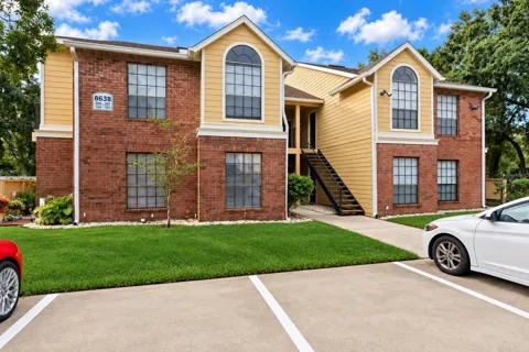 8638 FANCY FINCH DRIVE #101