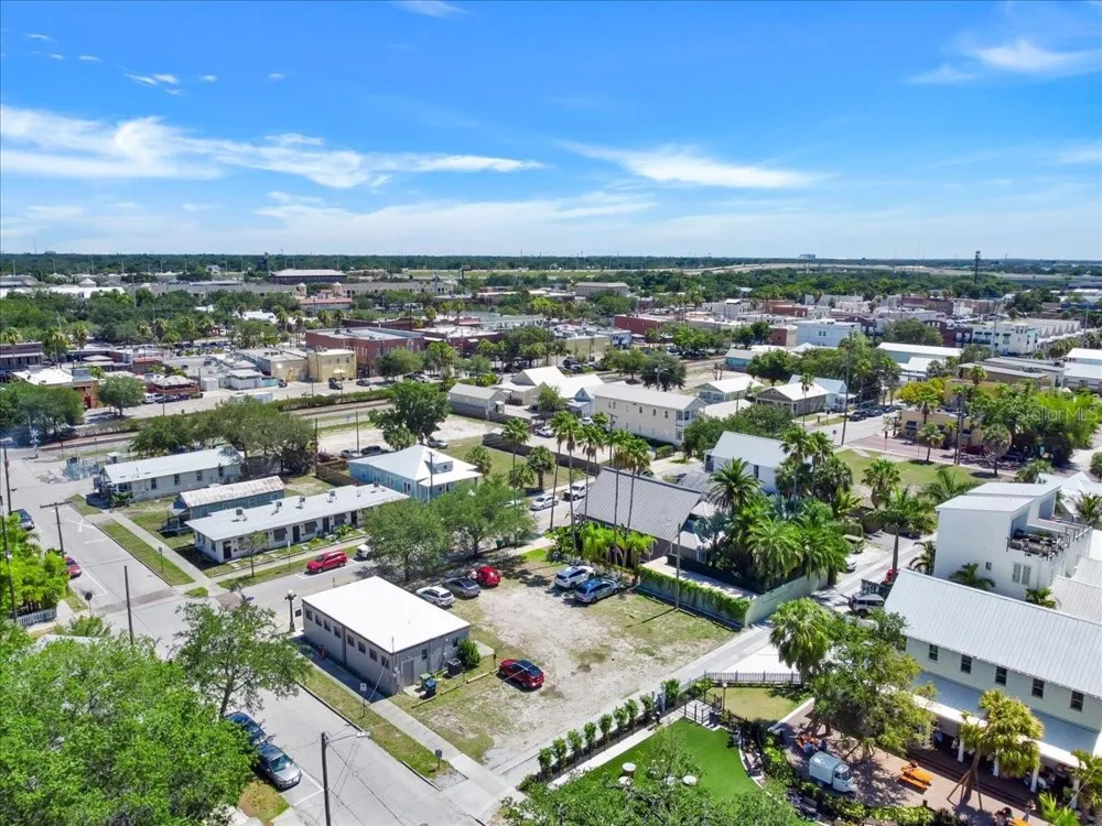 1819 E 5 AVENUE Tampa, FL 33605
