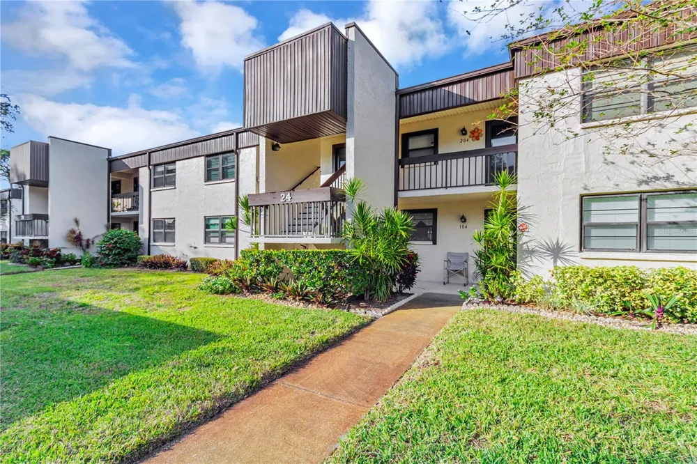 2400 WINDING CREEK BOULEVARD #24-203 Clearwater, FL 33761
