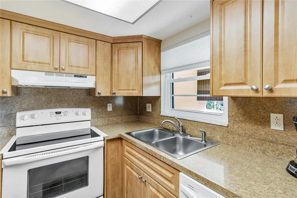 2400 WINDING CREEK BOULEVARD #24-203 Clearwater, FL 33761