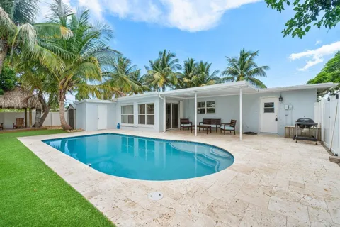 401 NE 24th Street