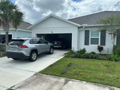 825 PERSIMMON