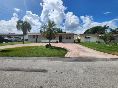 8760 NW 14TH STREET
