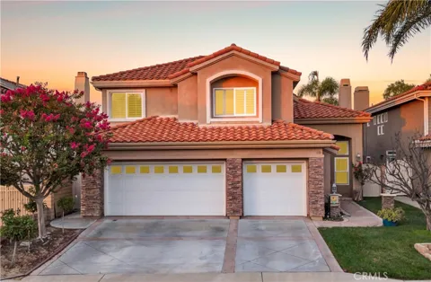 475 S Laureltree