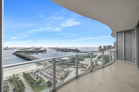 1400 Biscayne Boulevard #3204