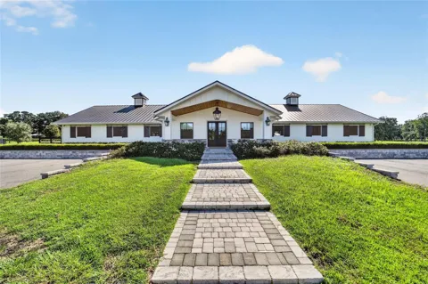 7085 NW HIGHWAY 225