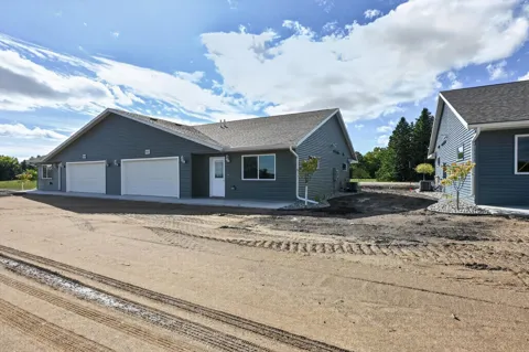 1507 Nokomis Street