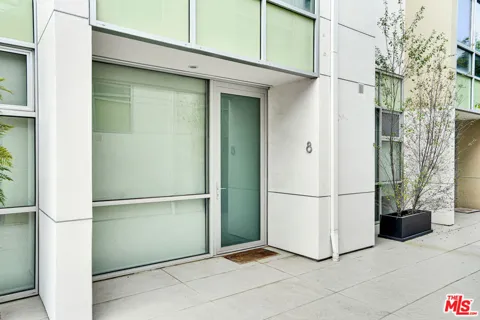 125 Pacific Street #8