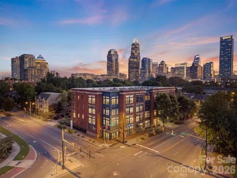 626 Graham Street #205