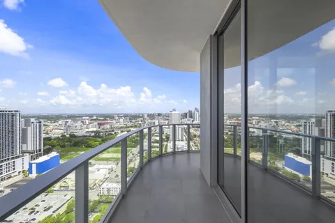 1400 Biscayne Boulevard #3607