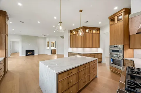 7907 S Villa Circle