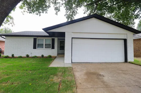 1509 W Vandalia Street