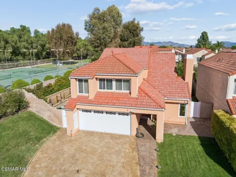 2526 Glenhurst Court
