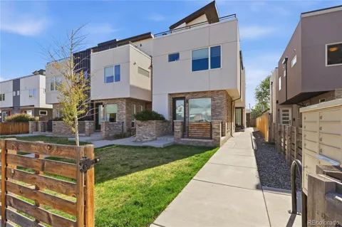 1368 Yates Street #2