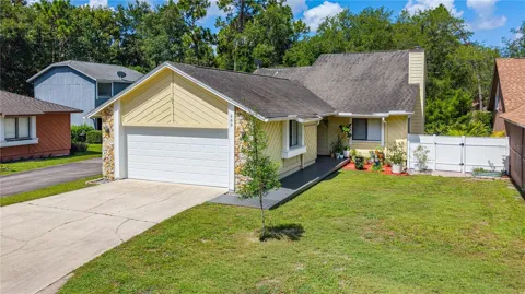 285 BAYRIDGE COURT