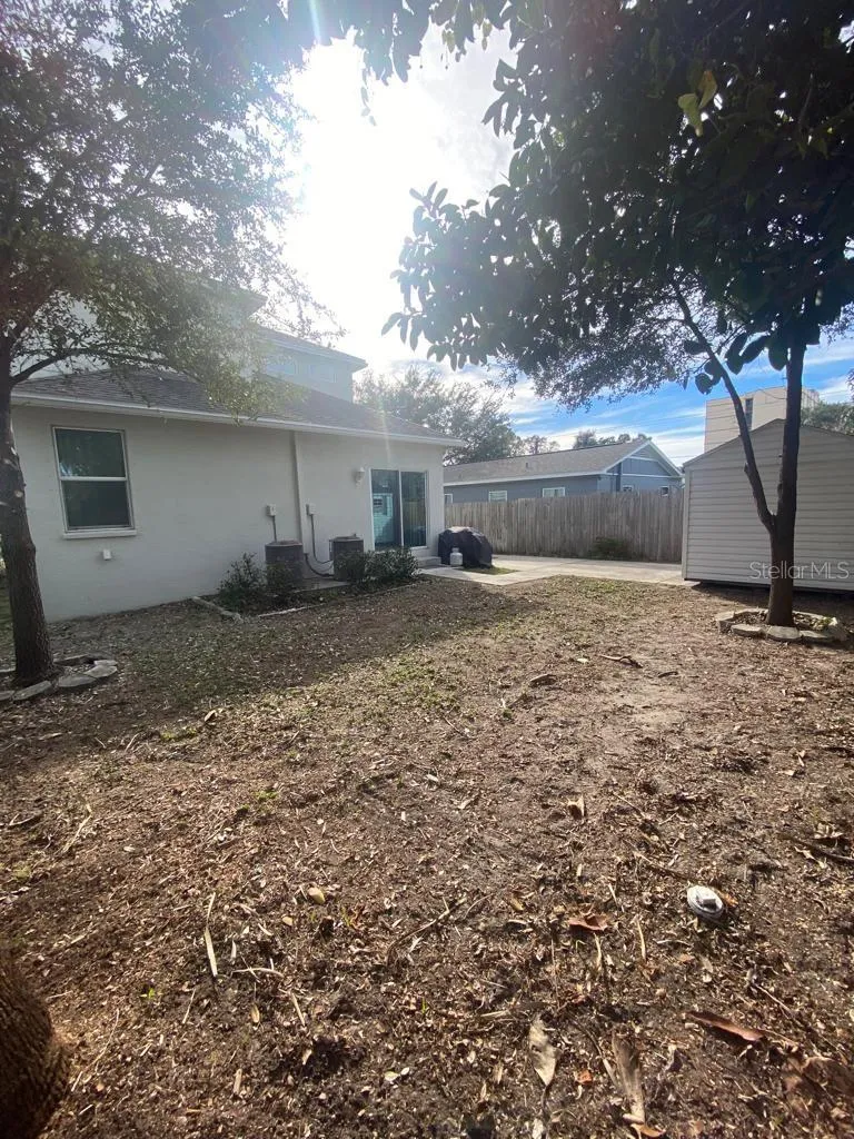 2713 W SAINT LOUIS STREET Tampa, FL 33607